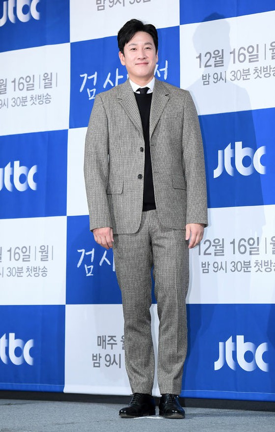 Lee Sun Kyun ยืนยันว่าจะปรากฎตัวในภาพยนตร์ฮอลลีวูดเรื่อง "Cross" NO