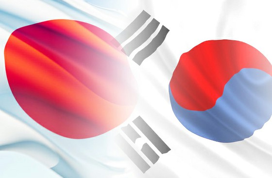 การประชุมรัฐมนตรีต่างประเทศญี่ปุ่น-เกาหลีใต้จัดขึ้น... ``การอภิปรายที่จริงจัง''