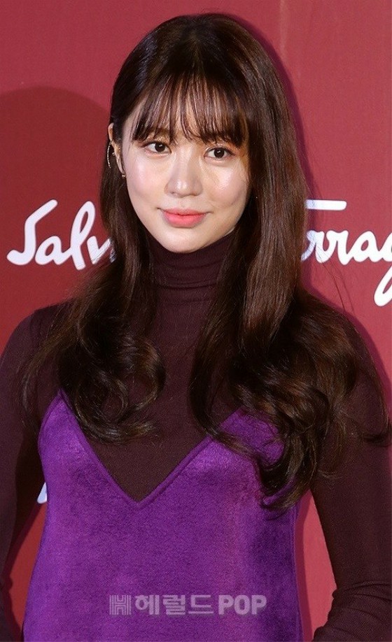 นักแสดงหญิงยุนอึนเฮ ฉันควรอธิบายกิจกรรมทางศาสนาของฉันดีไหม?