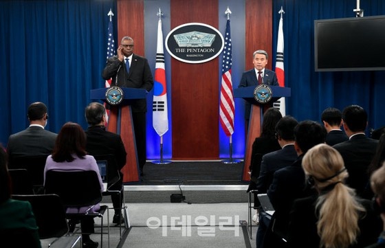 รัฐมนตรีกลาโหมสหรัฐและเกาหลีใต้พบกันที่กรุงโซลวันที่ 31 เพื่อหารือเกี่ยวกับมาตรการควบคุมโครงการนิวเคลียร์ของเกาหลีเหนือ