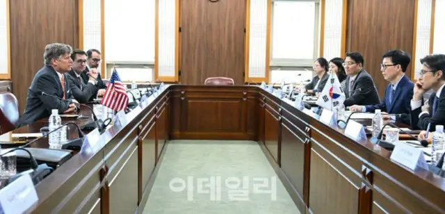 韓国人労働者拘束に抗議、米韓「ビザワーキンググループ」推進議論を加速