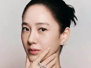 นางเอกสาว พัคจูมี วัย 50 ปี สุดเหลือเชื่อ ใบหน้าอ่อนเยาว์... สีแรกของเธอคือ "ความสง่างาม"