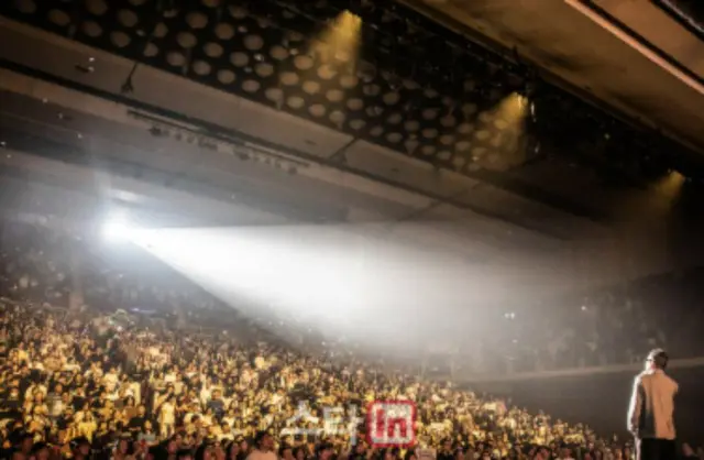 歌手キム・ゴンモ、「結婚もして離婚もして」…6年ぶりのステージ復帰