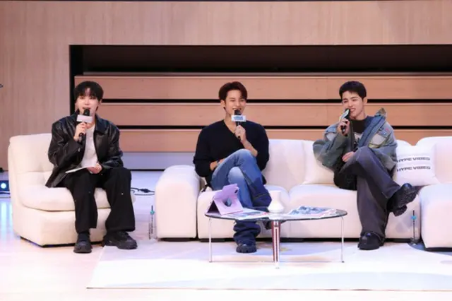 「SEVENTEEN」S.COUPS＆MINGYU、ファンパーティーで熱気を高める…SEUNGKWANがMCで参加