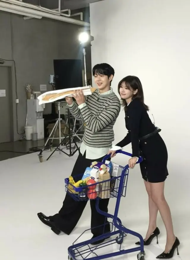 チェ・ウシク、「私と結婚してくれますか？」のビハインド公開…演技変身で魅力発散