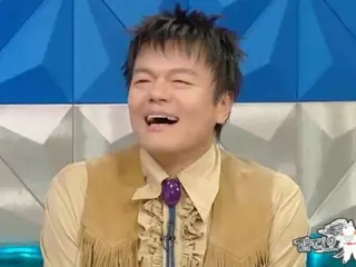 “ระดับรัฐมนตรี” JY Park ตึกเก่าของ JYP เคยเป็นบ้านของ Rain (Bi) และ Wonder Girls ส่วนตึกใหม่เป็นบ้านของ TWICE และ Stray Kids
 "เด็กๆ" = กล่าวถึงใน "Radio Star"