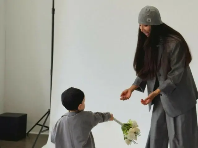 ムン・ガビ、子どもを利用した“AI合成写真”に怒り