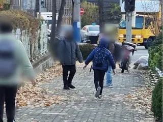 กรุงโซล ประเทศเกาหลีใต้ พบผู้ป่วยไข้หวัดใหญ่เพิ่มขึ้น 12 เท่าจากปีก่อน โดยพบผู้ป่วยในกลุ่มนักเรียนประถมและมัธยมศึกษาเพิ่มขึ้น