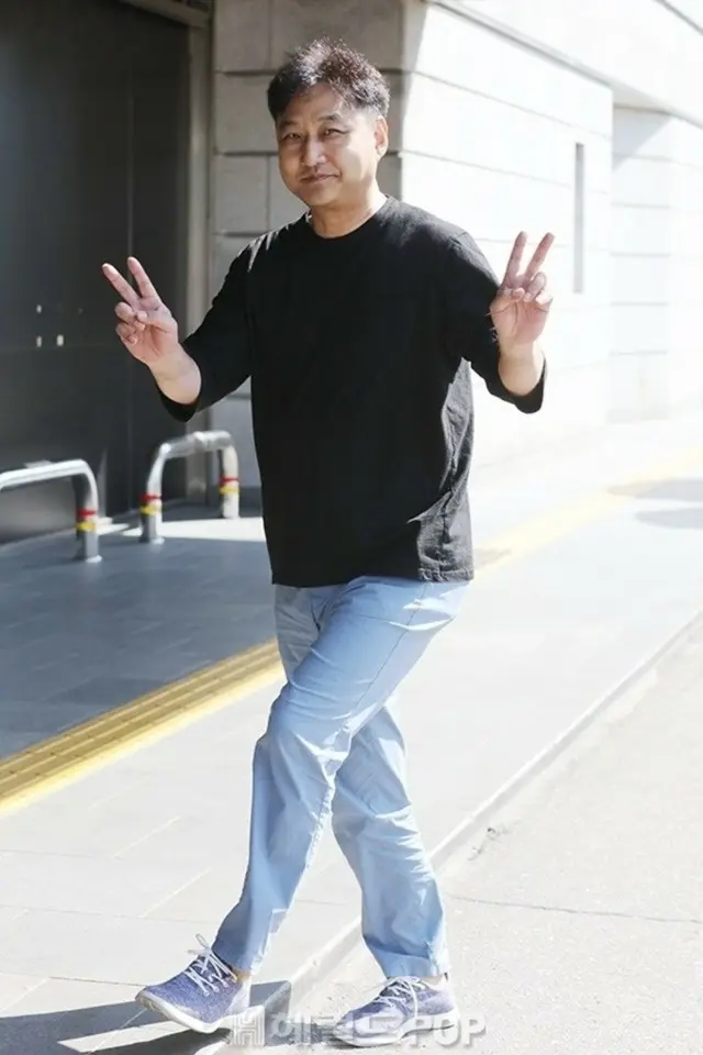 “「香典が浮いた」と後輩も冗談”人気タレントのキム・スヨン、失神→急性心筋梗塞と体調悪化…血管施術により回復中