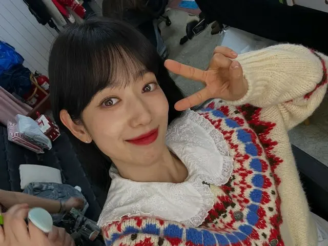 ปาร์คชินฮเยยังคงเหมือนเดิมแม้จะผ่านไป 12 ปีแล้วนับตั้งแต่ "The Heirs"... "เทพธิดาแห่งฤดูหนาว" ที่น่ารัก