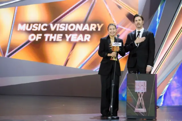 【2025 MAMA 】G-DRAGON＆「Stray Kids」が大賞に輝く！チョウ・ユンファの追悼メッセージに会場が黙祷