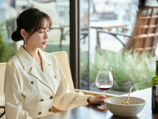 ละครจีนตอนนี้: ตอนที่ 11 ของ "To You, Shining Brighter Than the Stars": เจิ้งอี้พยายามขโมยผลงานของคีซิง = เรื่องย่อและสปอยล์