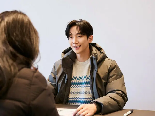 อีจุนโฮ 2PM จัดงานแจกลายเซ็นแฟนคลับสำหรับ "NEPA"...จบลงด้วยความสำเร็จอย่างยิ่งใหญ่