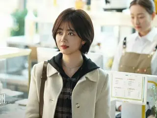 <ละครจีน NOW> ตอนที่ 18 ของ "ถึงเธอ ส่องประกายเจิดจรัสกว่าดวงดาว": หานติงแนะนำจีซิงให้คนรู้จักของเธอที่สถานที่จัดงานอย่างกระตือรือร้น = เรื่องย่อและสปอยล์