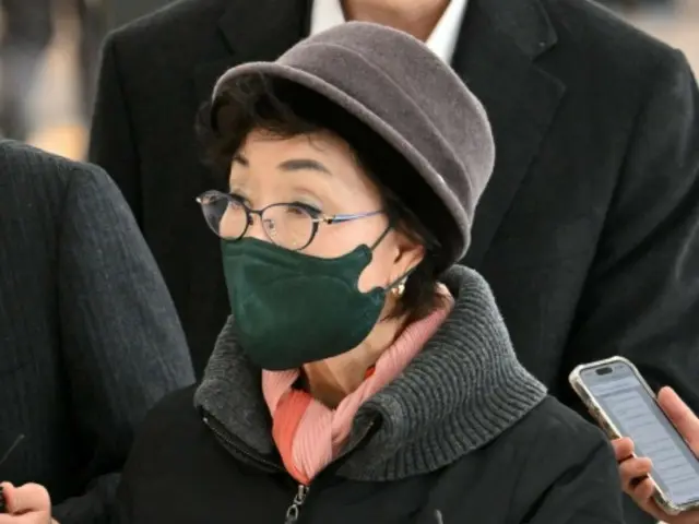 ทรัพย์สิน 21 รายการที่อยู่ในชื่อของนางชเว แม่ของคิม คุน-ฮี... จังหวัดคยองกีเตรียมบังคับประมูลขายทอดตลาดเนื่องจากค้างชำระค่าปรับ (เกาหลีใต้)