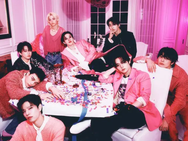 Stray Kids ปรากฏตัวเซอร์ไพรส์ในรายการ "SBS 8 News" เมื่อวันที่ 21... แผนการและเป้าหมายใหม่สำหรับปี 2026