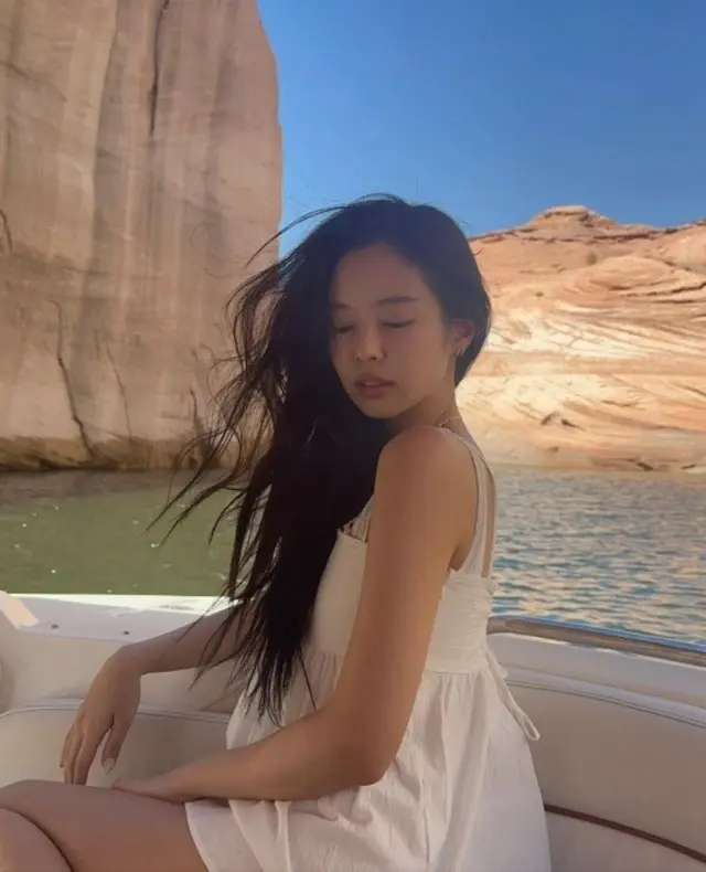 JENNIE（BLACKPINK）、グラビアのような写真1