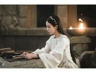 นักแสดงหญิงชินเซกยองดูเหมือนมีความงามแบบคลาสสิกในภาพวาดชื่อดัง... ผู้ติดตามต่างประทับใจในโปรไฟล์ทางศิลปะของเธอ