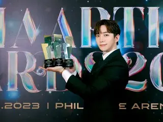 ``2PM'' จุนโฮคว้าสามรางวัล รวมถึงรางวัล ``AAA'' เป็นปีที่สองติดต่อกันด้วย... ``ฉันจะให้รางวัลคุณในฐานะนักแสดงที่ยอดเยี่ยม''