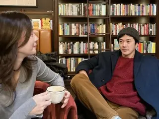 Sohn Tae Young และ Kwon Sang Woo เผยเดทแสนหวานในแต่ละวันจากอเมริกา... “วันนี้คือ “Book Cafe”