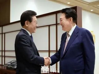 การพบกันครั้งแรกระหว่างประธานาธิบดีเกาหลีใต้ ยุน และตัวแทนพรรคฝ่ายค้านหลัก = ฉันทามติน้อย เส้นทางยาวสู่ "ความร่วมมือ"