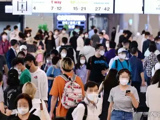 จำนวนผู้โดยสารระหว่างประเทศของสายการบินท้องถิ่น ``กะทันหัน''...สนามบินชองจู ``มากกว่าไตรมาสแรกของปีที่แล้วถึง 13 เท่า'' = เกาหลีใต้