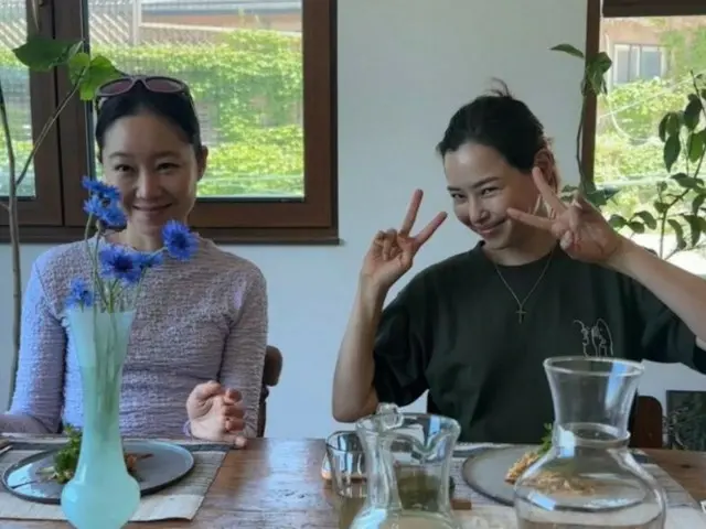 นักแสดงหญิงคงฮโยจินออกเดทกับ “เพื่อนสนิท” ของเธอซึ่งทำให้เธอลืมว่าเธอรู้สึกเหงาแค่ไหนเกี่ยวกับสามีของเธอที่เข้ากรมทหาร…นักแสดงสาวลีโฮนีย์&พัคโซดัม&จองโฮยอน