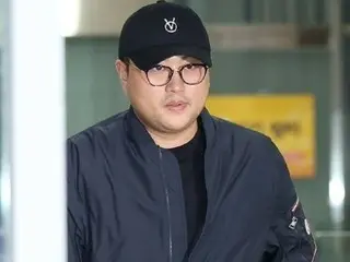 นักร้องคิมโฮจุงถูกวิพากษ์วิจารณ์ว่าสามารถ “ดูซ้ำ” ได้ แม้ว่าเขาจะไม่ได้ปรากฏตัวบน KBS อีกต่อไป