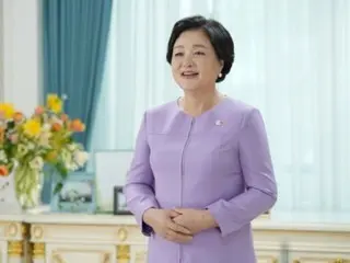Yun Sang-hyun สมาชิกสภาพลังประชาชน ``แนะนำกฎหมายอัยการพิเศษสำหรับนาง Kim Jong-suk...รวมค่าใช้จ่ายในการกิจกรรมพิเศษ เช่น การเยี่ยมชมอินเดียและค่าเสื้อผ้า'' = เกาหลีใต้