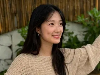 นักแสดงหญิงคิมฮเยยุนยังคงได้รับความนิยมแม้ไม่มีซองแจหรือไม่? …การ “วิ่งโดยมีซองแจอยู่บนหลังของคุณ” อันแสนสดชื่นเป็นรางวัลช่วงวันหยุดพักร้อน