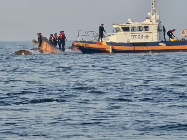 韓国の可居島沖で貨物船遭難…船員14名全員救助