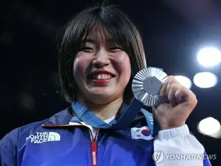 ทายาทของ ``นักเคลื่อนไหวเพื่ออิสรภาพ'' ประสบความสำเร็จอย่างยิ่งใหญ่: ฮอ แฮซิล ชาวเกาหลีคว้าเหรียญเงินในยูโดในการแข่งขันกีฬาโอลิมปิกที่ปารีส