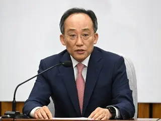 พลังประชาชน: ``ความขุ่นเคืองด้านกฎหมาย ทรราชย์มากมาย'' ต่อกฎหมายสนับสนุนเงิน 250,000 วอนของพรรคฝ่ายค้าน และกฎหมายซองเหลือง = เกาหลีใต้