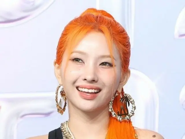 “CUBE Sniper?” โซยอน ((G)I-DLE) จบการแสดงในกรุงโซลท่ามกลางความโศกเศร้ากับการจากไปของคุณยายของเขา... “ฉันขอโทษที่ไม่สามารถปกป้องฝั่งของคุณได้”