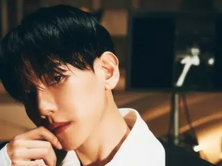 "EXO" BAEK HYUN ปล่อยภาพคอนเซ็ปต์มินิอัลบั้มที่ 4 "Hello, World"!