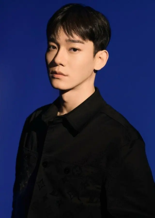 “ファンコンD-1”CHEN（EXO）、ファンのために直接フォトゾーンベンチ制作…新曲「Love you」先行公開