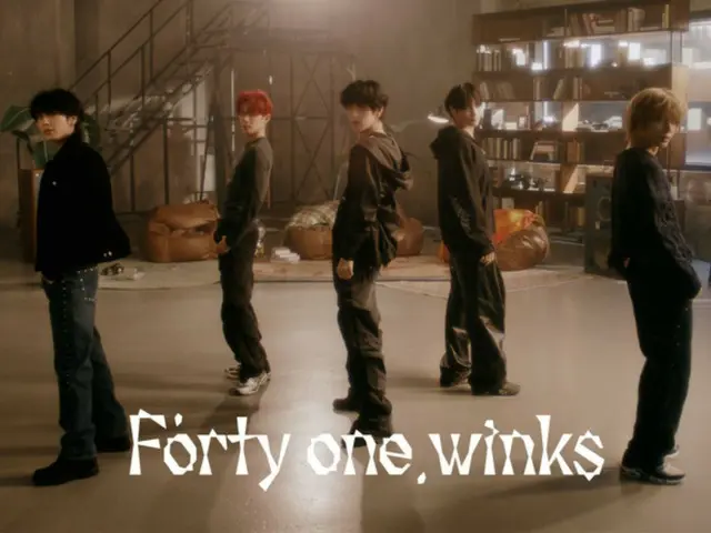 เปิดตัววิดีโอการแสดงพิเศษ "TOMORROW X TOGETHER", "Forty One Winks"