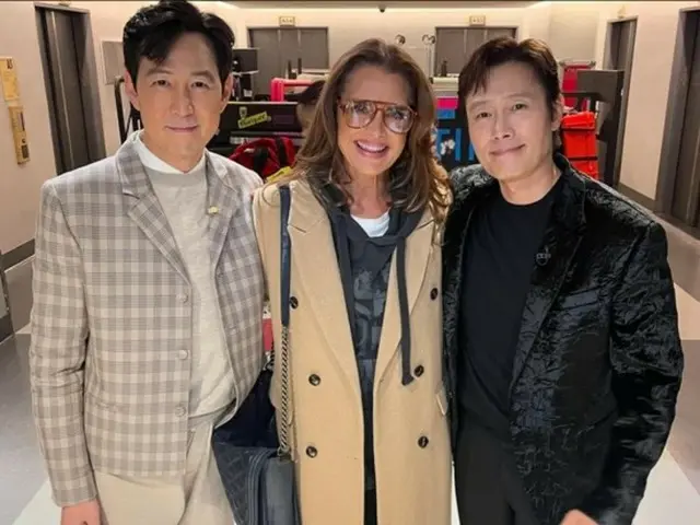 Lee Jung Jae และ Lee Byung Hun "เขินแทนแฟนๆ" ข้างๆ Brooke Shields...แค่ยืนเฉยๆก็เหมือนดูหนัง