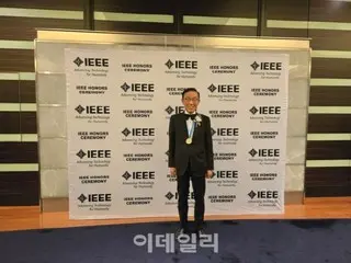 ที่ปรึกษาบริษัท Samsung Electronics ผู้รับรางวัล IEEE Robert Noyce Medal