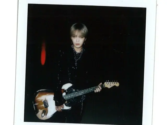 การปรากฏตัวของ J-JUN พร้อมถือกีตาร์สร้างความคาดหวัง... เหลือเวลาอีก 10 วันก่อนการเปิดตัว "Beauty in Chaos"