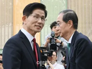 ผู้สมัครชิงตำแหน่งประธานาธิบดีจากพรรค People Power กลับมาเป็น คิม มุนซู อีกครั้ง...การเปลี่ยนแปลงผู้สมัครจบลงด้วยความล้มเหลวภายในวันเดียว - สื่อเกาหลีใต้