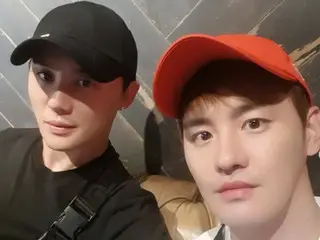 คิม มูยอง พี่ชายของจุนซู (เซีย) ประกาศแต่งงานและคลอดลูกแล้ว... “ลูกแฝด”