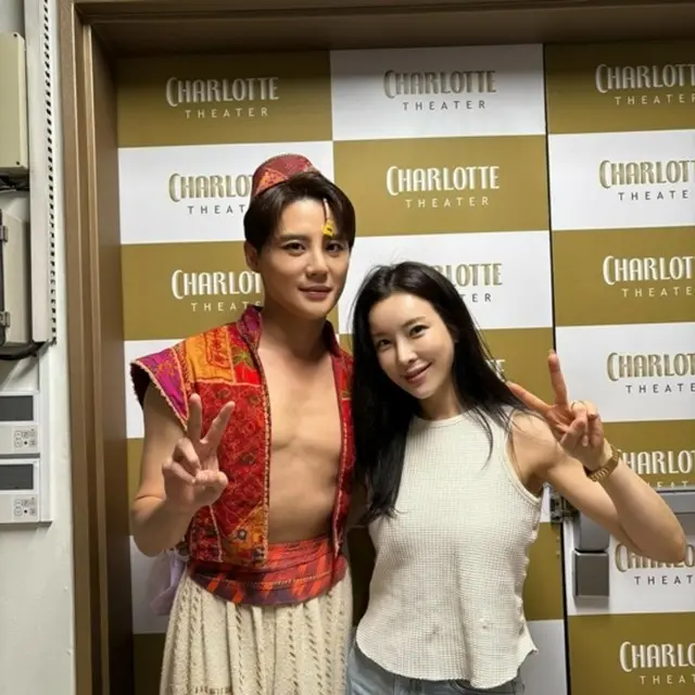 ミュージカル女優チョン・ソンア、ジュンス＆ミン・ギョンアの「アラジン」観覧後、感動…“やっぱり老兵は生きている”01