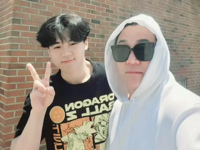 ยุนมินซู (VIBE) ไปเยี่ยมโรงเรียนเก่าของเขาพร้อมกับยุนฮู ลูกชายของเขาที่เป็นนักศึกษาในมหาวิทยาลัยชื่อดังของอเมริกา... "ทุกอย่างเปลี่ยนไปมาก"