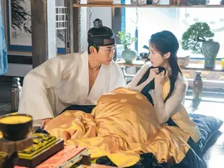 ทาคยอน (2PM) และซอฮยอน (Girls' Generation) มีค่ำคืนแต่งงานอันแสนพิเศษใน "I Stole the Lead Role's First Experience"... เรื่องราวความรักสุดลึกลับที่อิงจากนวนิยาย