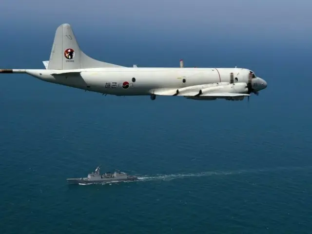 陸・空軍につづき「海軍」でも…哨戒機「墜落」で4人死亡＝韓国