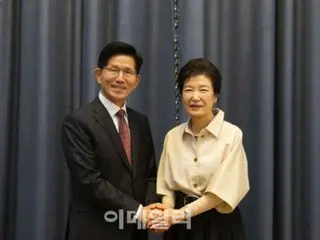 อดีตประธานาธิบดีปาร์ค กึนเฮ สนับสนุน คิม มุนซู ที่เมืองแทกู วันนี้ (เกาหลีใต้)