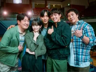 ภาพเบื้องหลังสุดกลมกลืนของ พัคโบกอม คิมซอฮยอน และอีซังอี ในละครเรื่องใหม่ "Good Boy"... ออกคำเตือนเรื่องเสียงหัวเราะ
