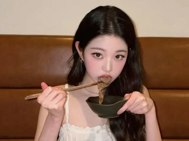 “IVE” จางวอนยอง เพลิดเพลินกับยากินิกุในญี่ปุ่น...ถึงแม้เขาจะกินเยอะ แต่เขาก็มีสไตล์นี้