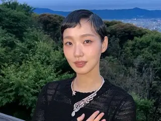 ดาราสาว คิมโกอึน ดูดีมากกับทรงผมสั้น...ดูโปร่งใส สง่างาม และเซ็กซี่
